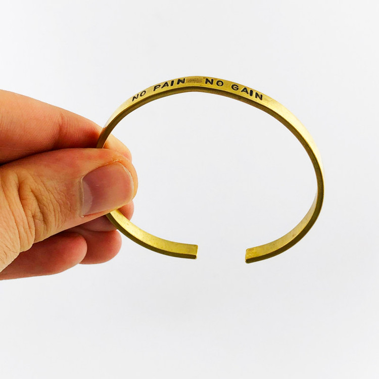 دستبند نوشته دار