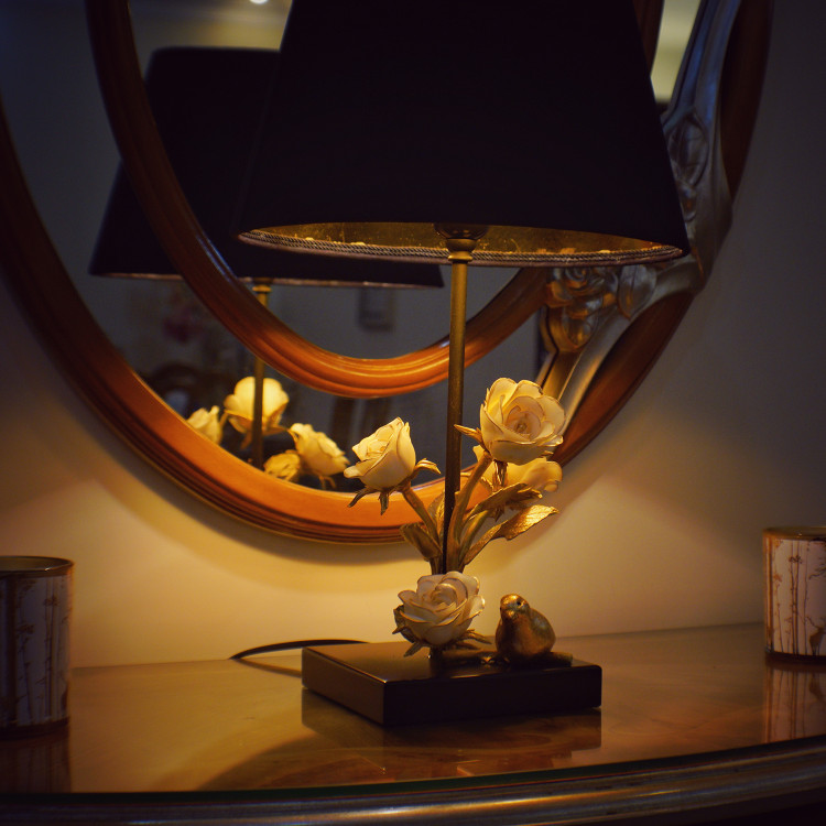 آباژور رومیزی شیک