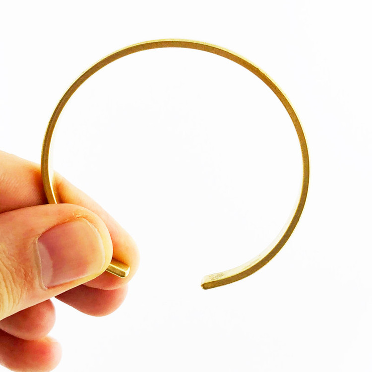 دستبند برنجی