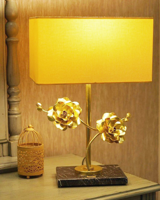 آباژور رومیزی دستساز