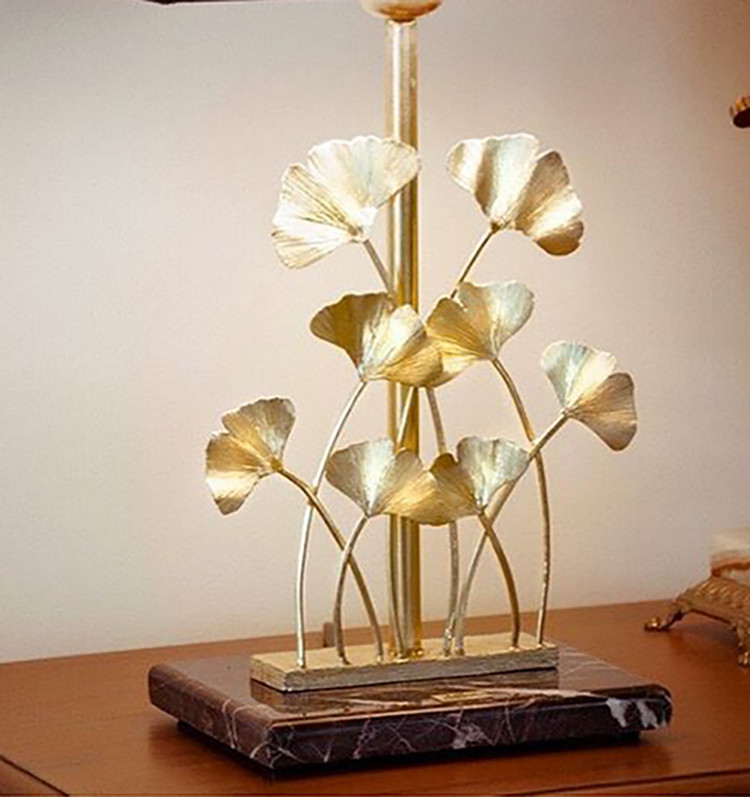 آباژور رومیزی مناسب کنارسالنی