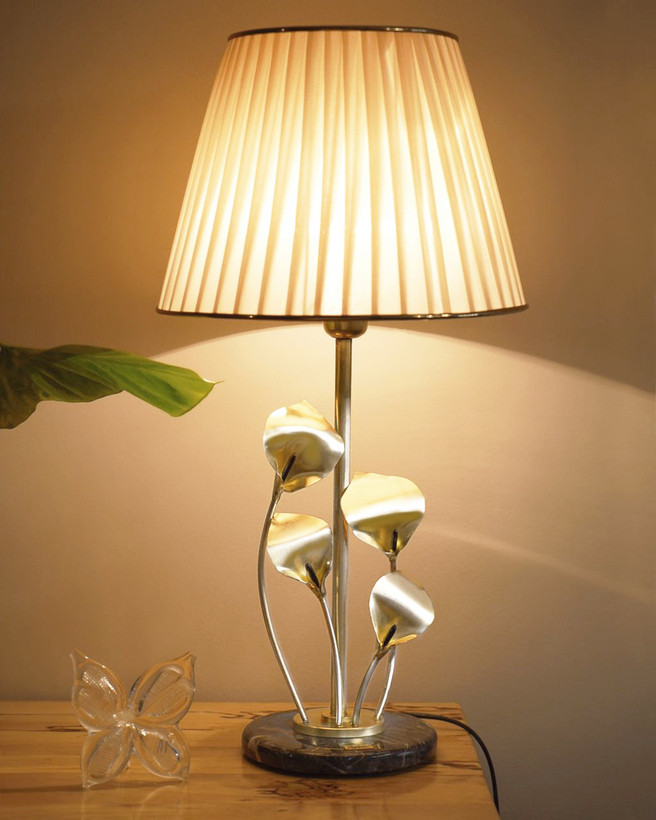 آباژور رومیزی دستساز مدرن خاص