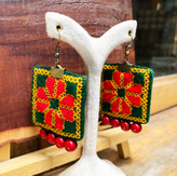 گوشواره سوزندوزی