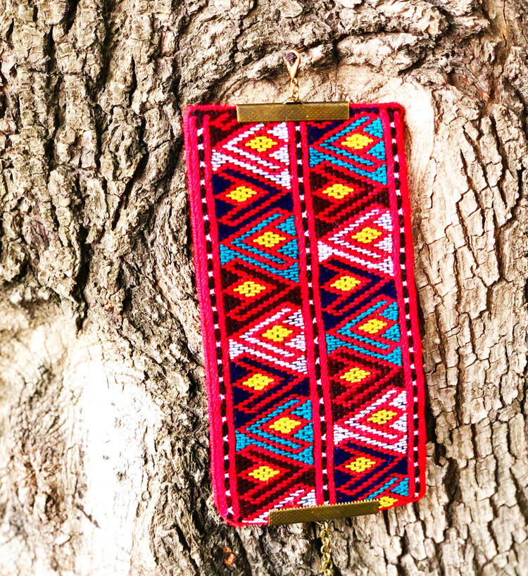 دستبند دستدوز