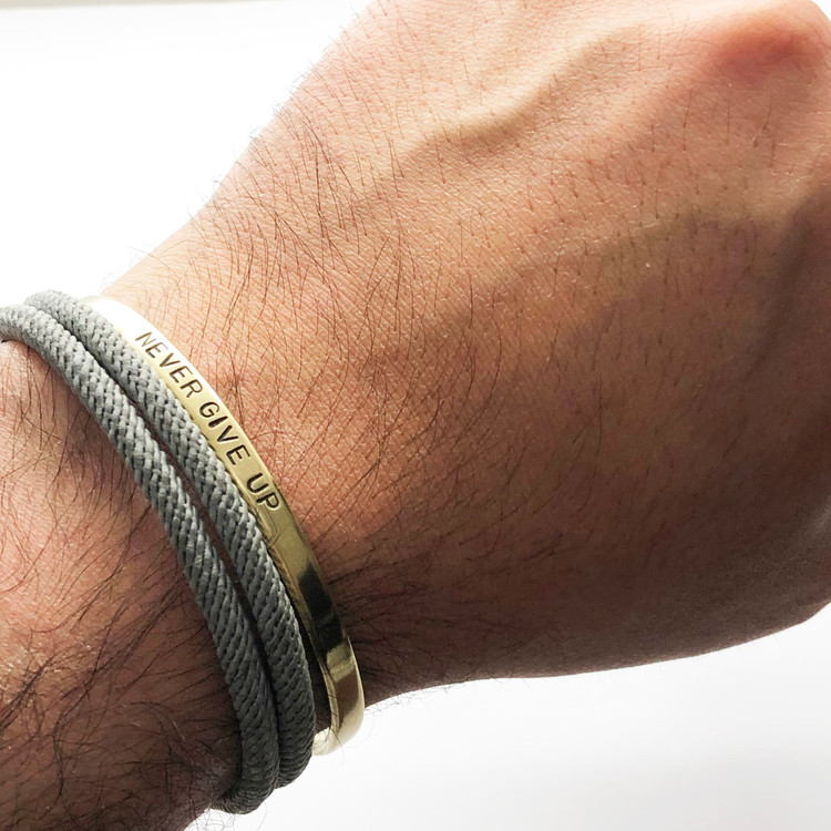 دستبند برنجی