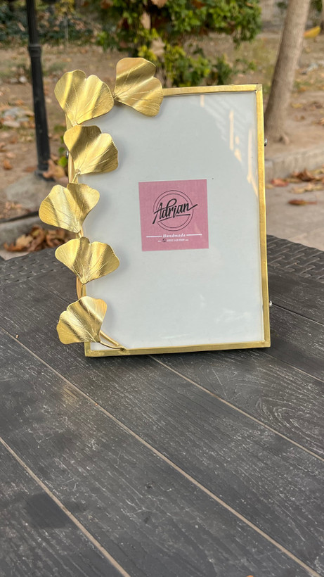 قاب عکس دیواری