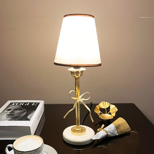 آباژور رومیزی