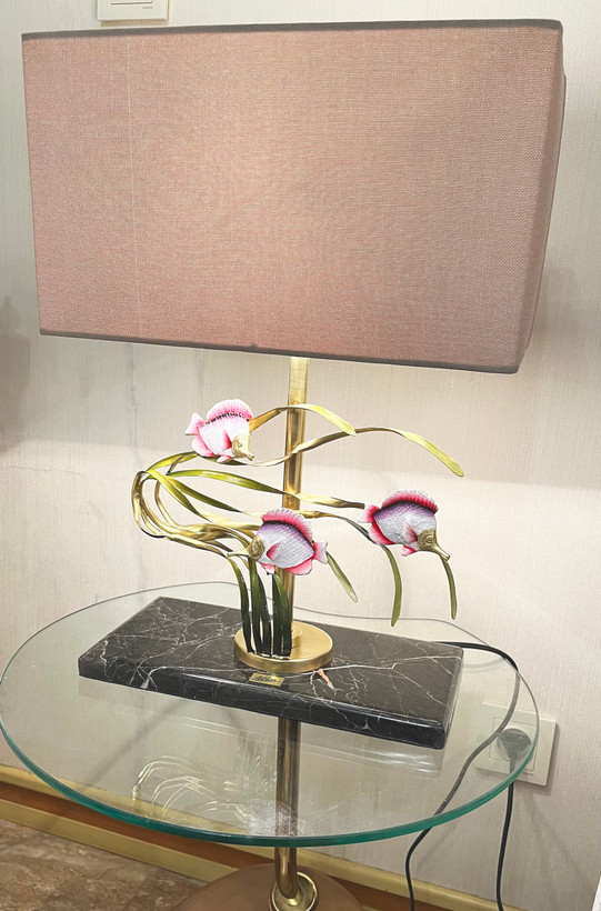 آباژور رومیزی برای اتاق خواب