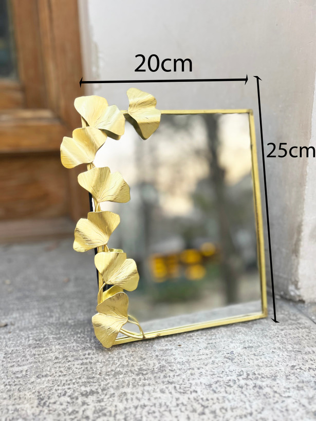 آینه رومیزی مینیمال