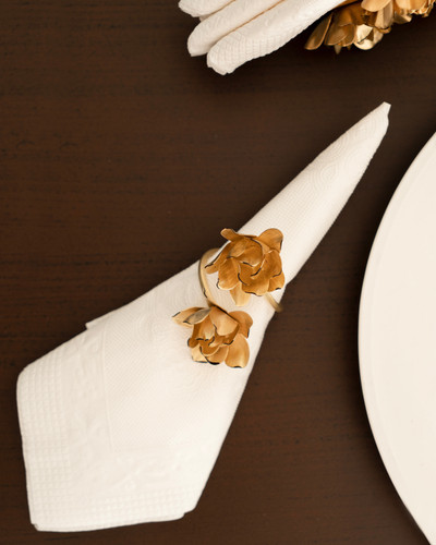 حلقه دستمال برنجی دستساز گالری عزیزی مدل گل رز