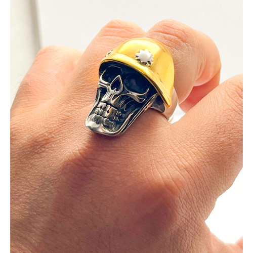 انگشتر مردانه استیل گالری عزیزی مدل جمجمه سرباز نازی