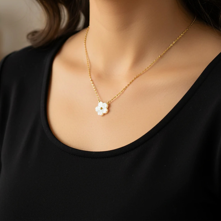 گردنبند زنانه سنگ صدف طبیعی