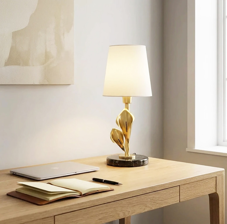 چراغ خواب رومیزی برای میز کار