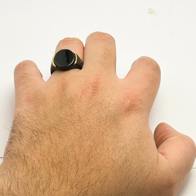 خرید زیورالات مردانه مشکی